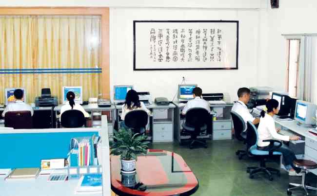 設(shè)計(jì)團(tuán)隊(duì)辦公室